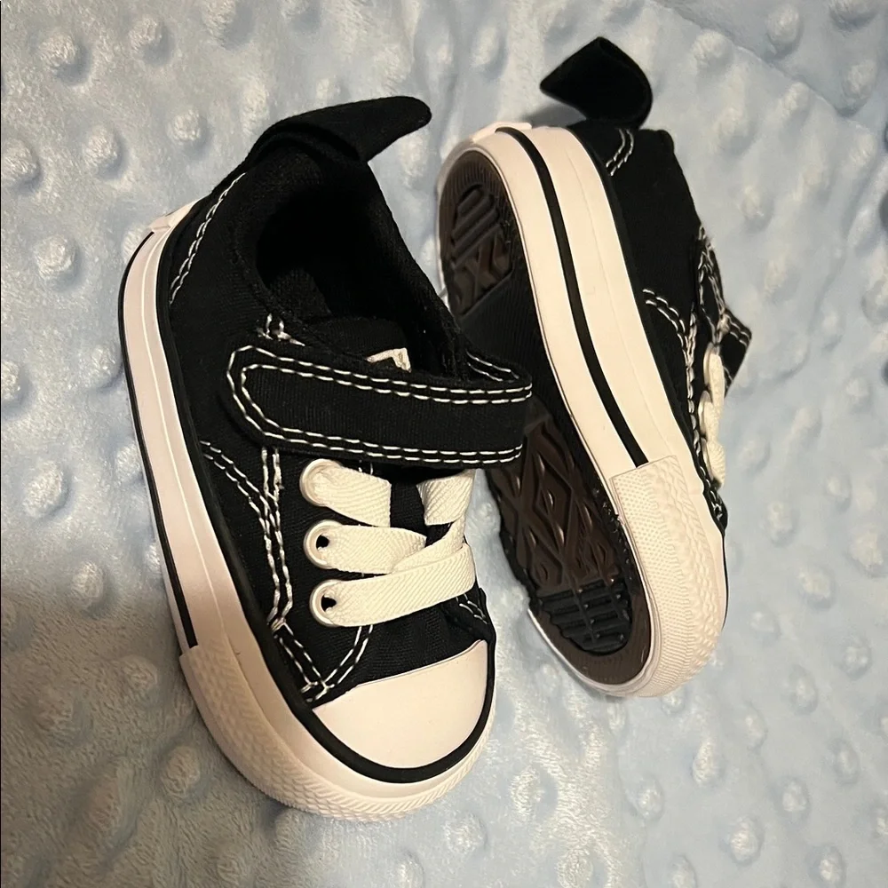 Baby Converse Low-Top Sneakers